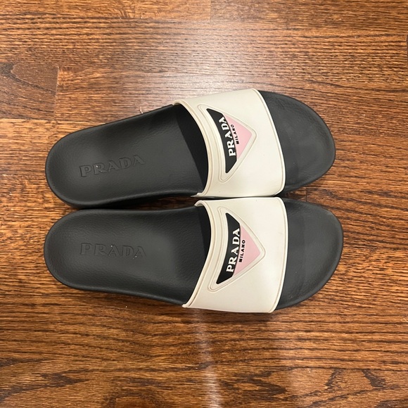 Size 39 vintage PRADA White/Black/Pink Rubber Slide - Picture 4 of 6